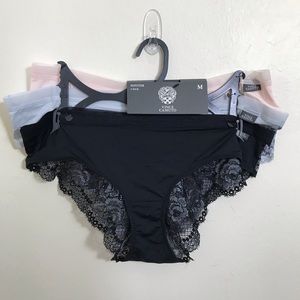 Vince Camuto hipster 3pk.  Size M